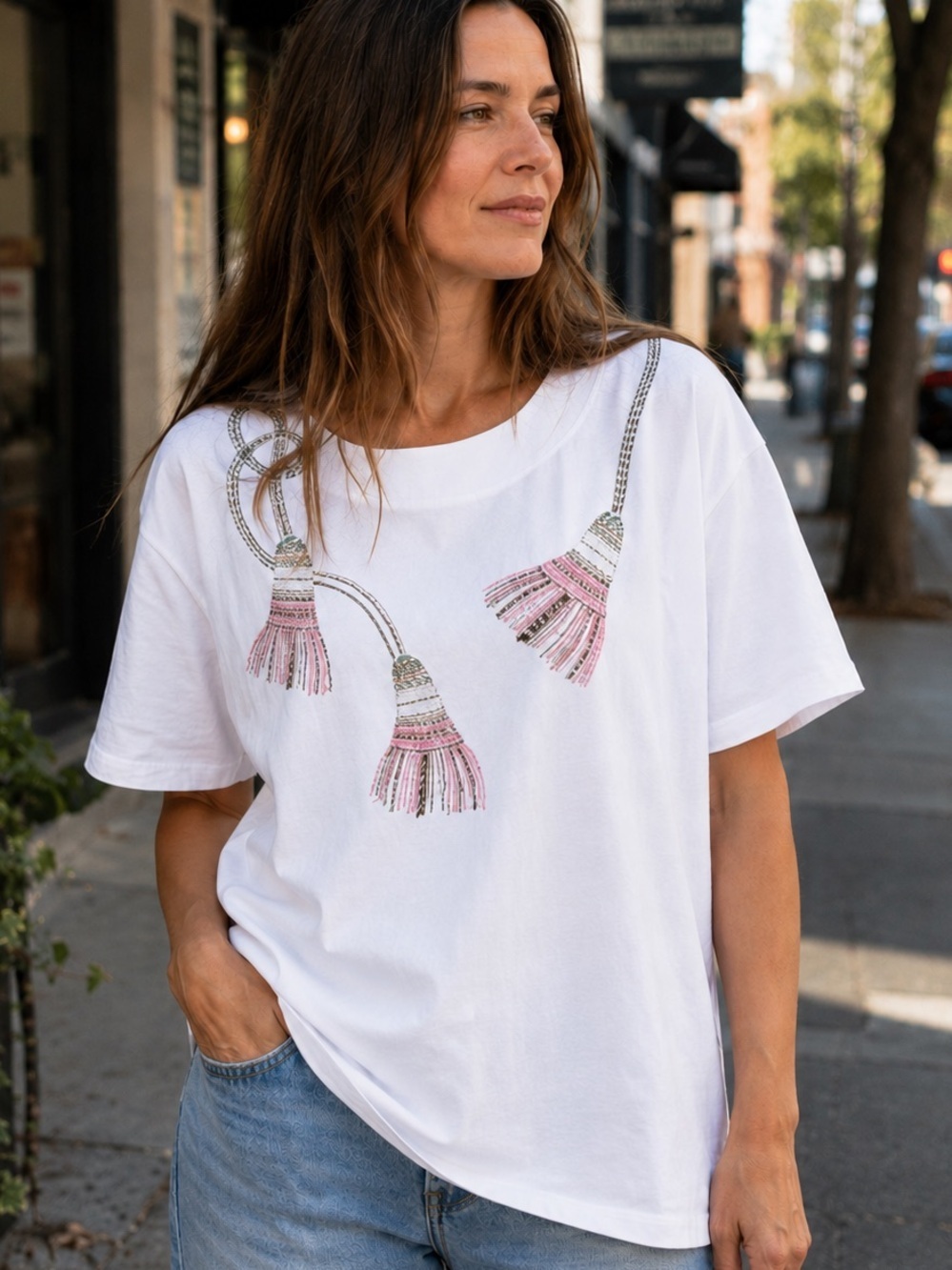 Leo & Ugo Paris White Pink Round Neck Embellished Women's Top Cap Sleeve Shirt L